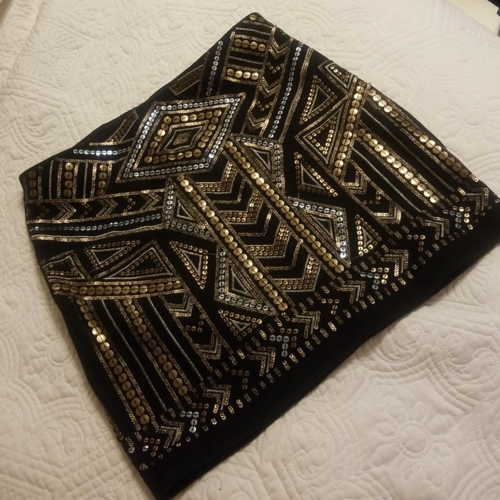 Clothes - Picture 3 of 3